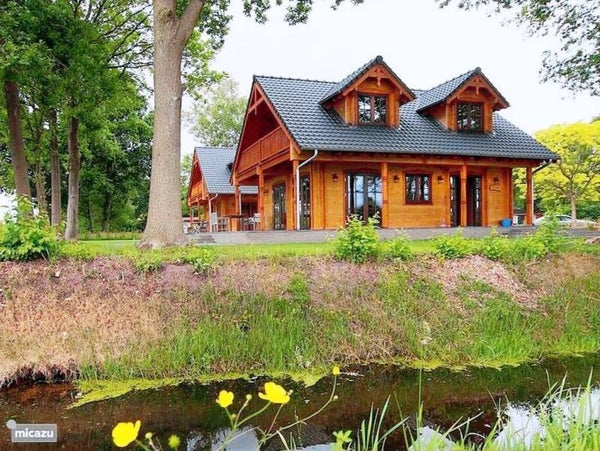 Vakantie villa met omheinde tuin en wellness en panoramisch uitzicht  4 gasten Den Ham, Twenterand, Nederland