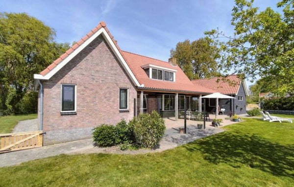 Vakantiehuis met omheinde tuin en panoramisch uitzicht 10 gasten Dreischor, Schouwen-Duiveland, Nederland