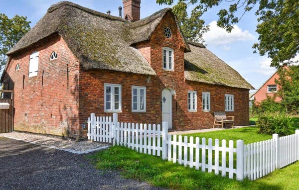 LAST MINUTE !Vakantiehuis met omheinde tuin en panoramisch uitzicht 4 gasten Emmelsbüll-Horsbüll, Kreis Nordfriesland, Duitsland