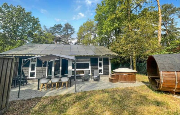 Vakantiehuis met omheinde tuin en wellness 6 gasten Meijel, Peel en Maas, Nederland