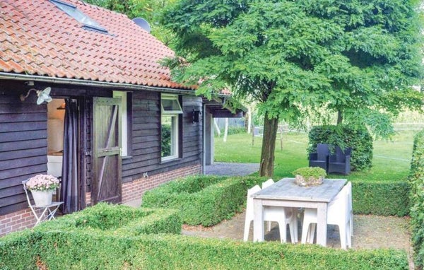 Vakantiehuis met omheinde tuin 4 gasten Leende, Heeze-Leende, Nederland