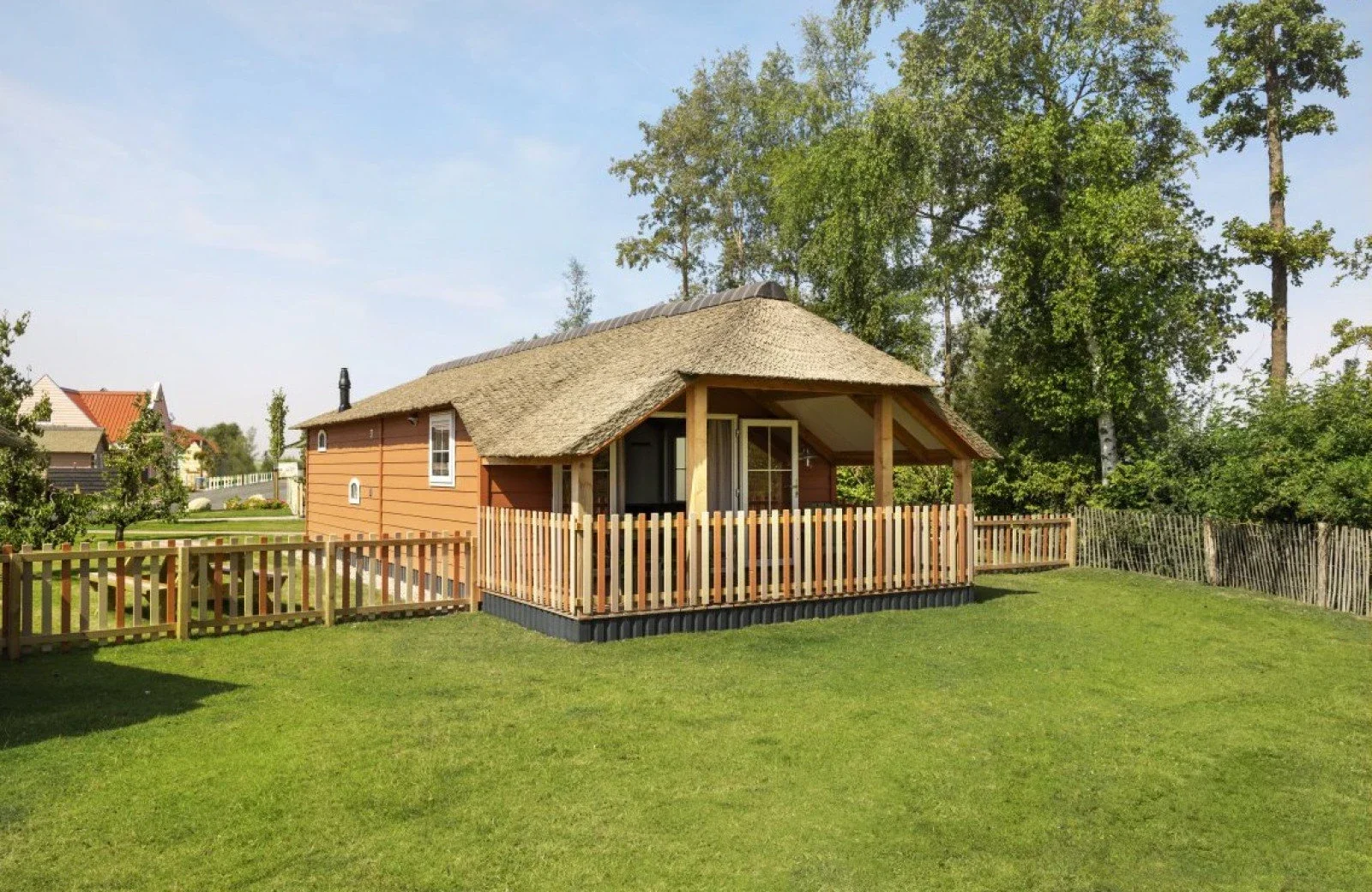 Mike & Molly Schaapskooitje met omheind terras 6 gasten Ottoland Zuid Holland