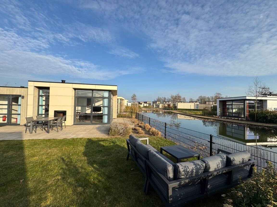 Vakantiehuis "IJssel Oase"met omheinde tuin 3 gasten Olburgen, Bronckhorst, Nederland