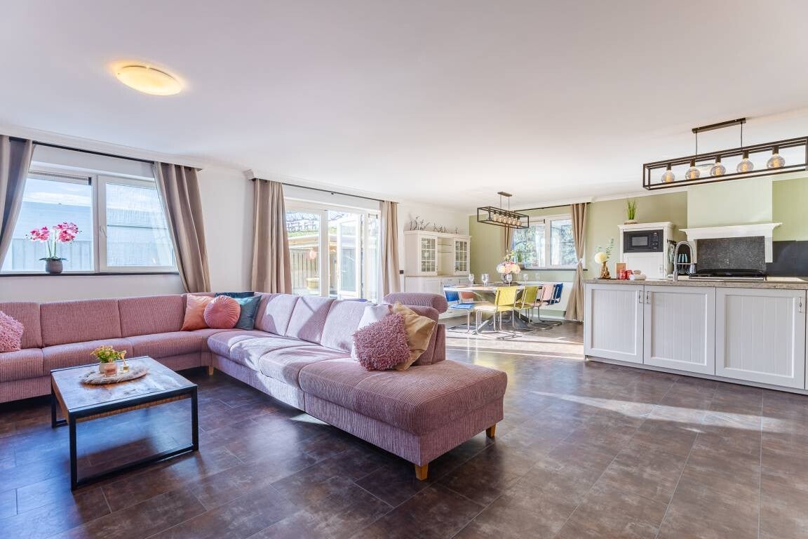 Vakantiehuis met omheinde tuin en ligbad 8 gasten Stavenisse, Tholen, Nederland