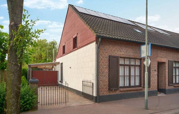 Vakantiehuis met omheinde tuin 6 gasten Ospel, Nederweert, Nederland