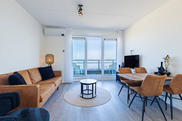 Luxe Vakantie Appartement aan de haven 4 gasten  Sint Annaland , Zeeland , Nederland