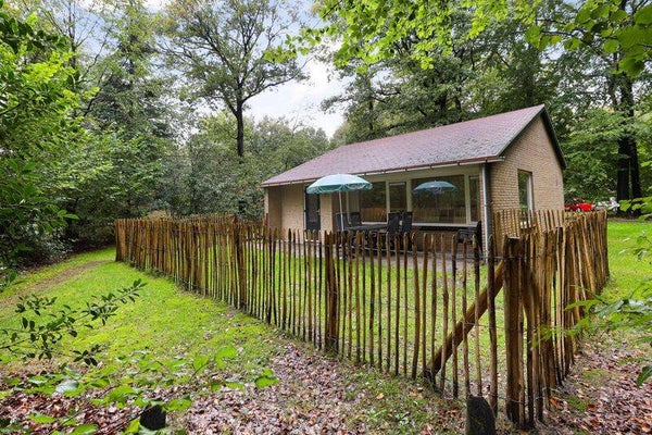 Hondenbungalow special met omheinde tuin 6 gasten Vakantiepark Rabbit Hill Nieuw Milligen Gelderland (NL)