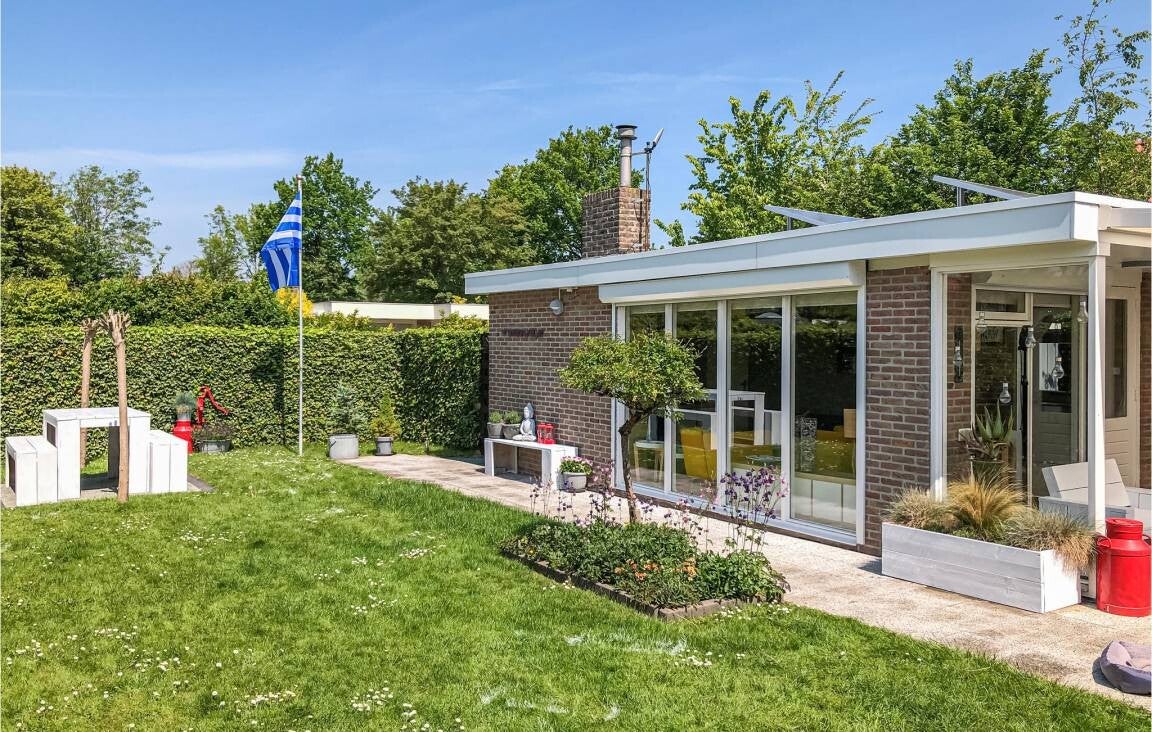 Vakantiehuis met omheinde tuin en sauna 4 gasten Wolphaartsdijk, Goes, Nederland