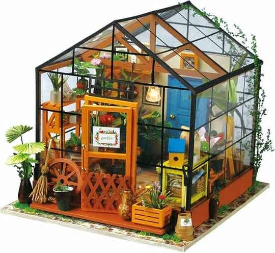 Robotime diy house Cathy's Green House