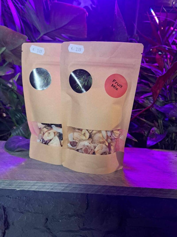 The Parrot Lounge  Fruit mix 100 gram