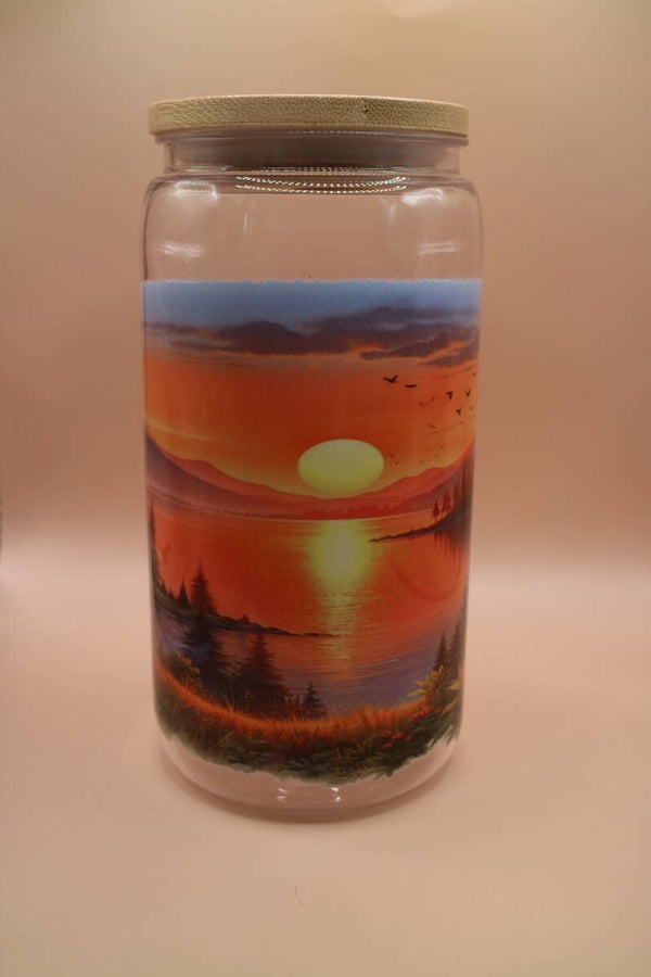 Drinkfles met mooie zons-ondergang.
