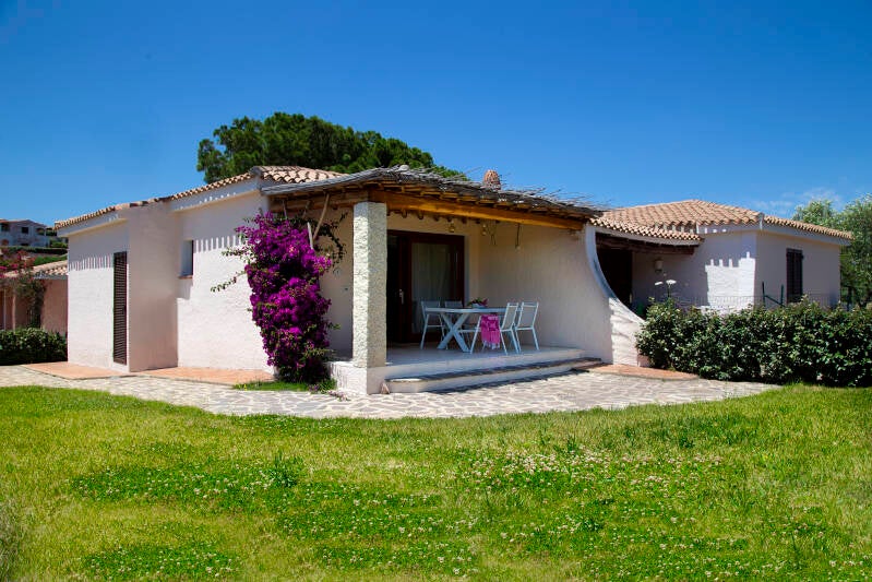 Villa And1 garden of the Holiday home Residence Capraggia in Cannigione