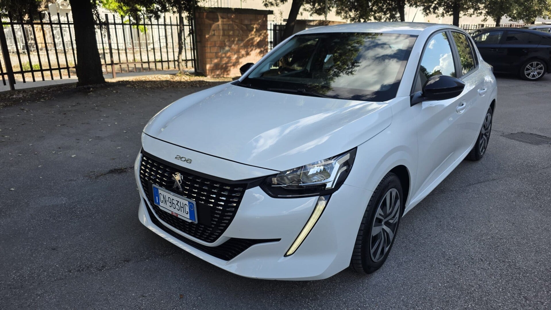 Peugeot 208 BlueHDi 100   5 porte Active