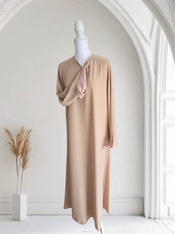 Abaya Split Camel.