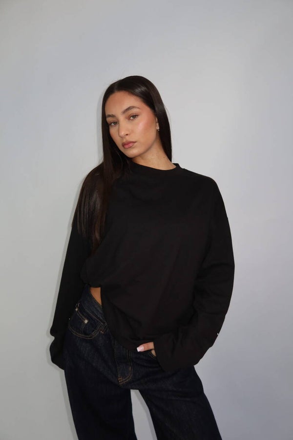 Longsleeve ‘THE PRIORITY MOVEMENT’ | Zwart |