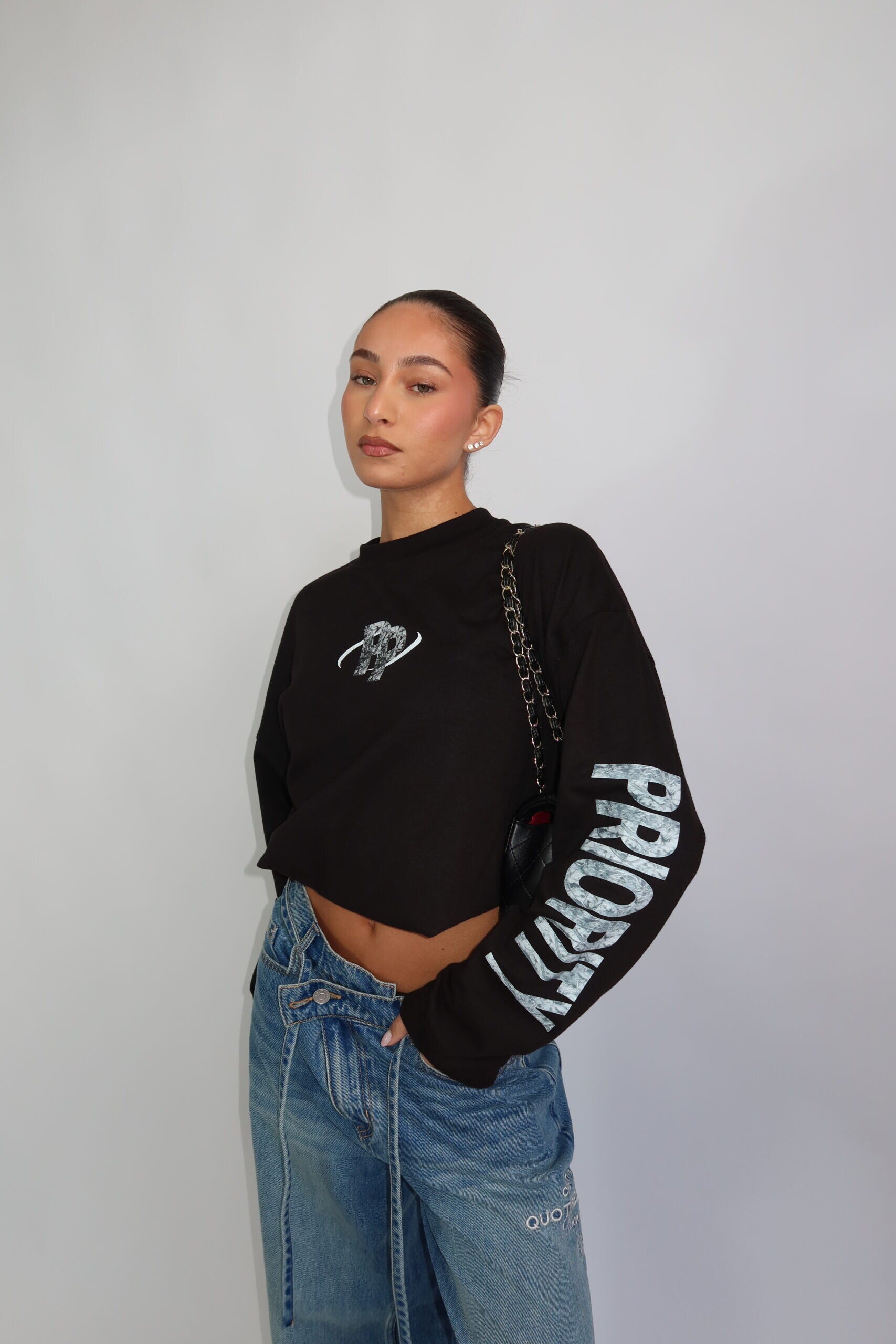 Priority LONGSLEEVE ‘PP’ AND PRINTED SLEEVES | ZWART |