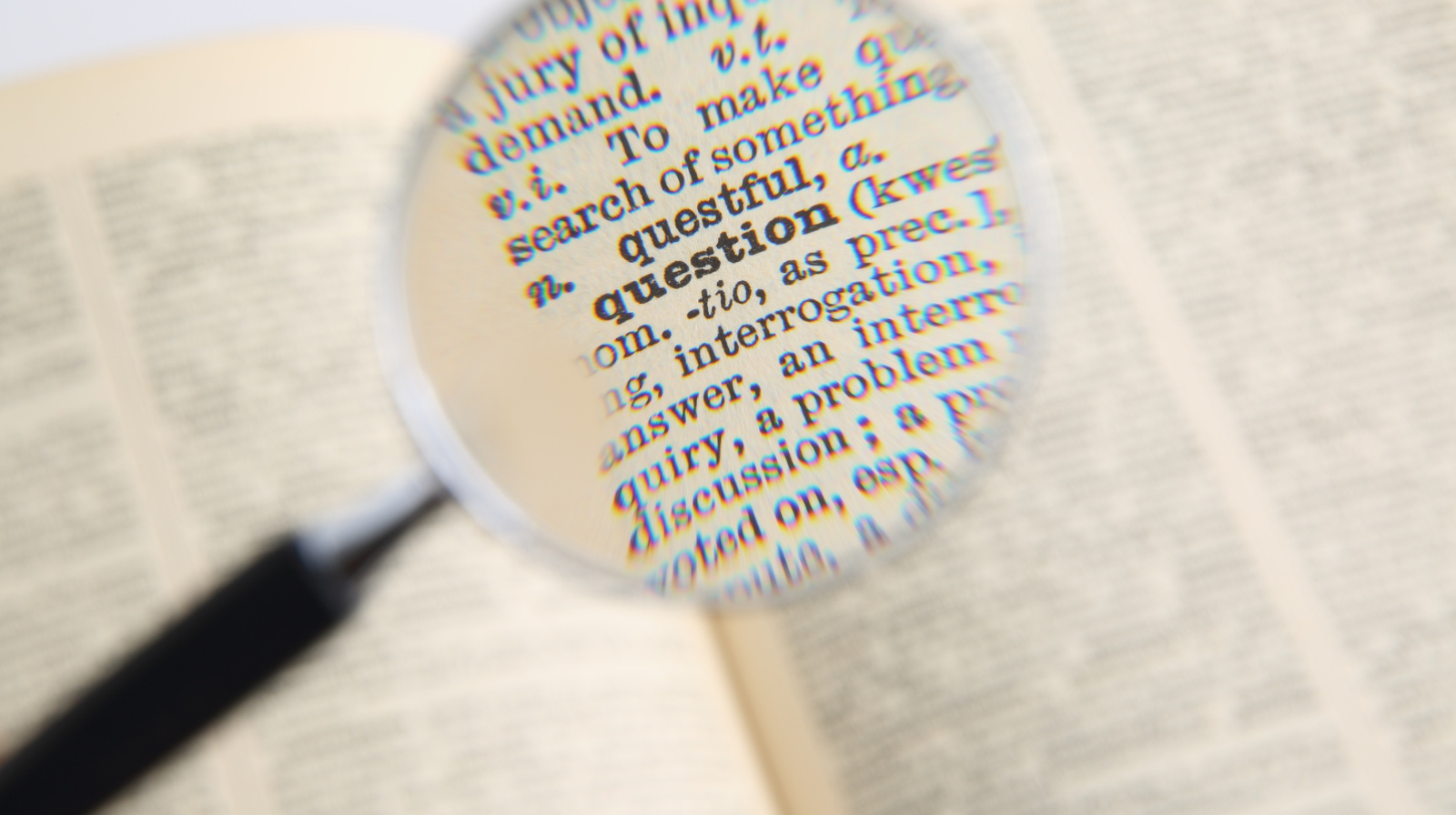 Foto von einer Buchseite mit dem Wort Question