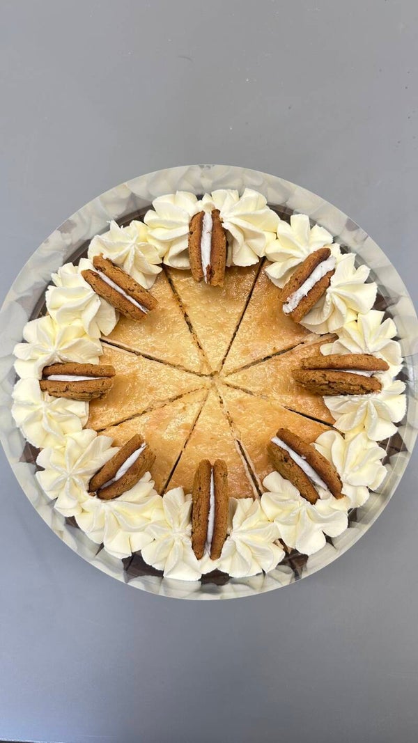 Oatmeal Cream Pie Cheesecake