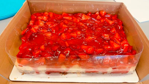 Strawberry Pretzel