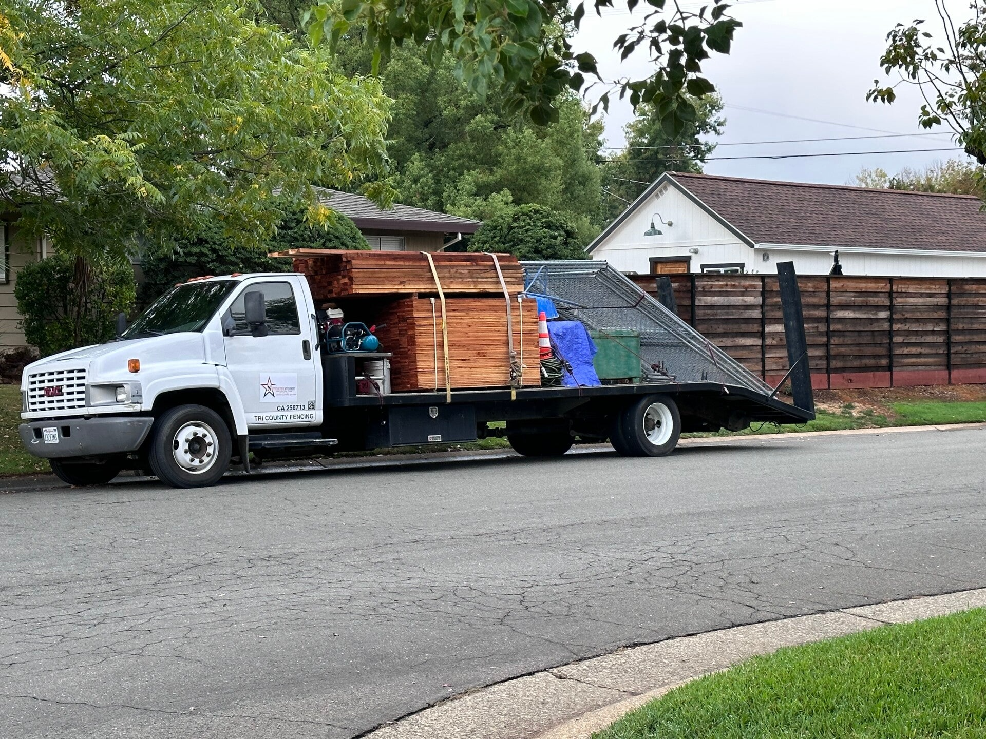 trusted fence company for all fencing needs. serving both residential and commercial properties