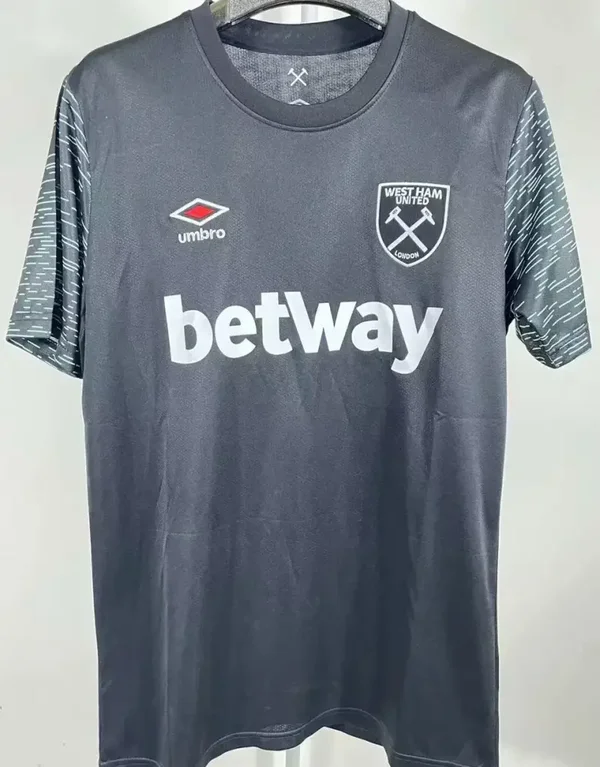2024/25 West ham Away