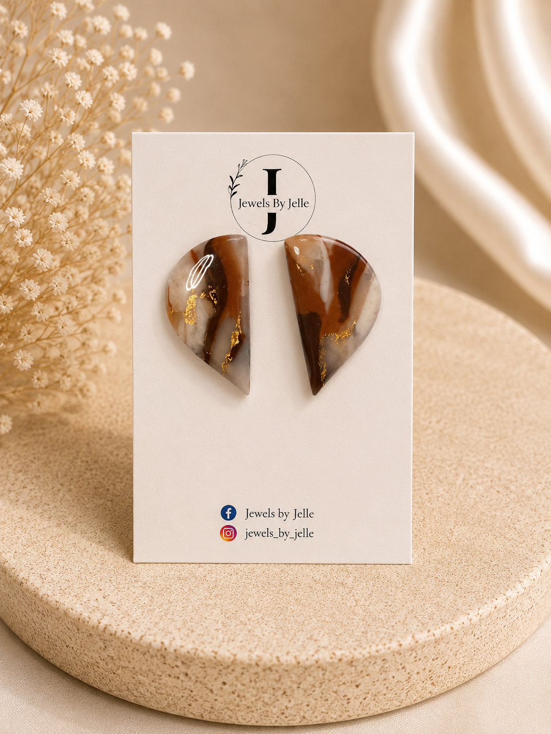 JEWELS BY JELLE - Manon marmer bruin