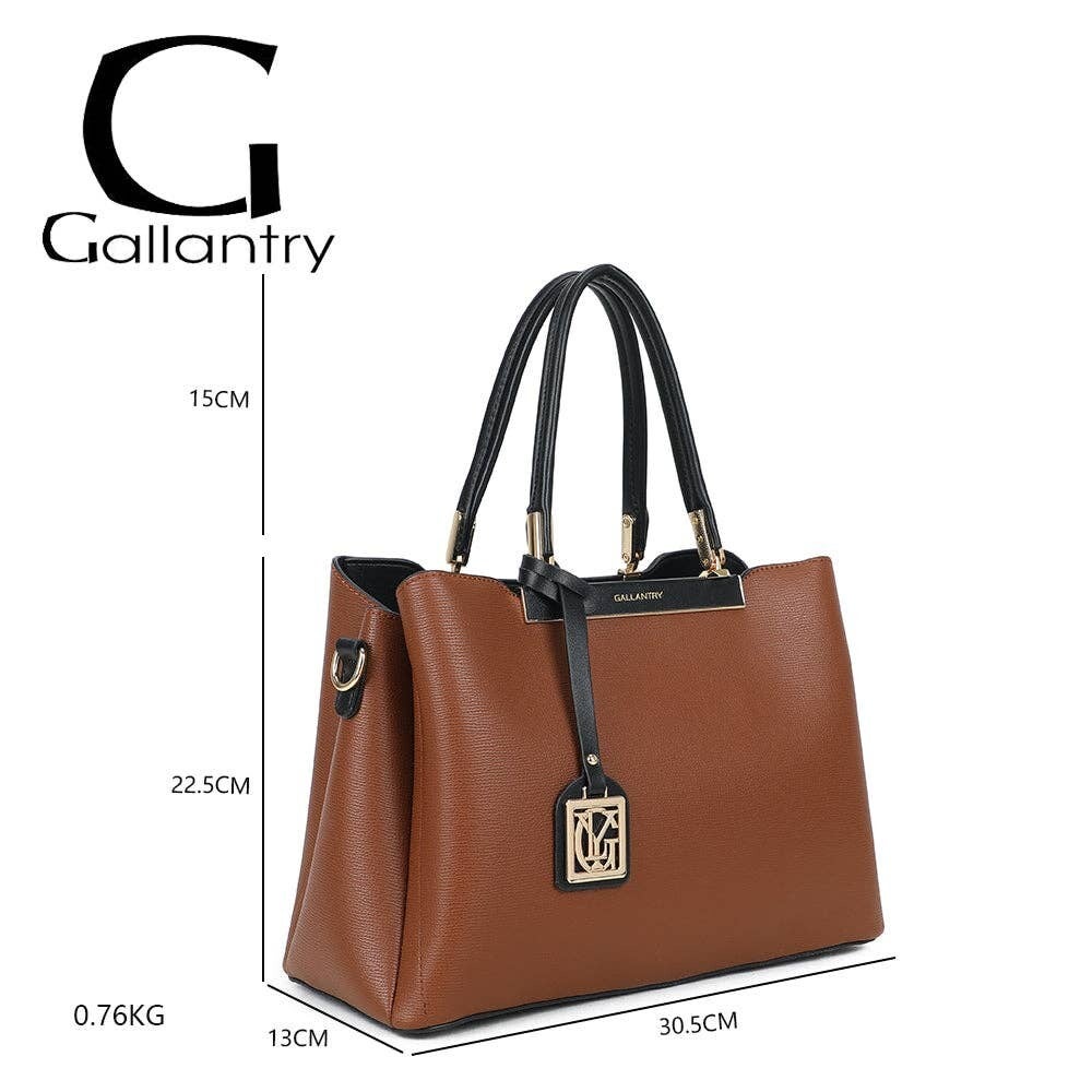 Gallantry Carmine bruin