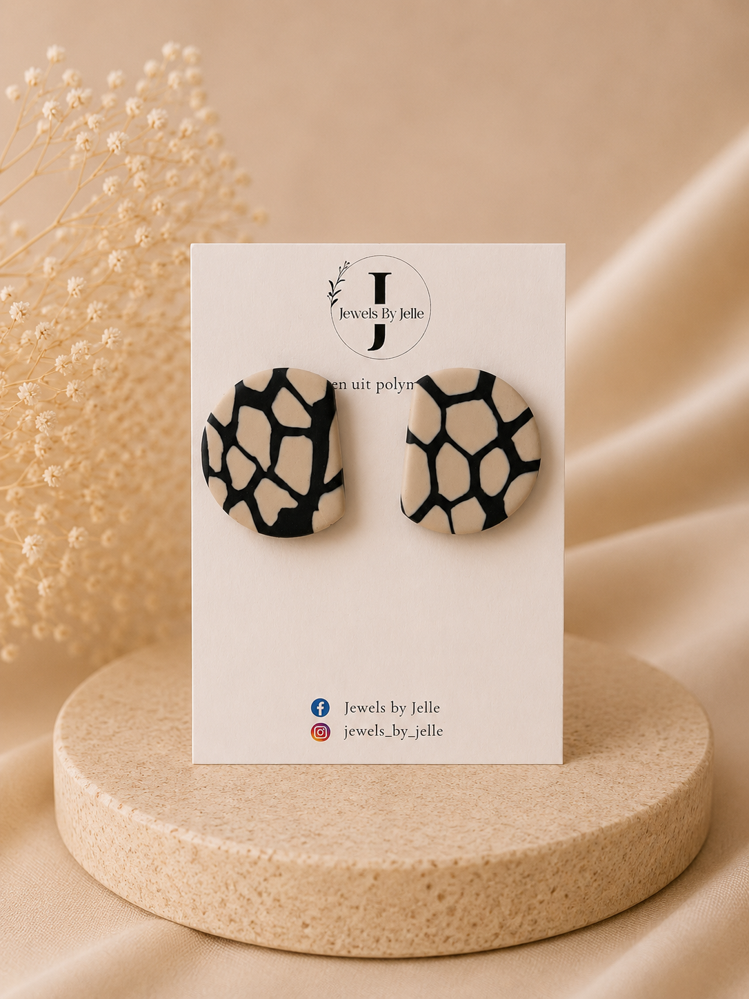 JEWELS BY JELLE -  Lucille Zwart / Beige