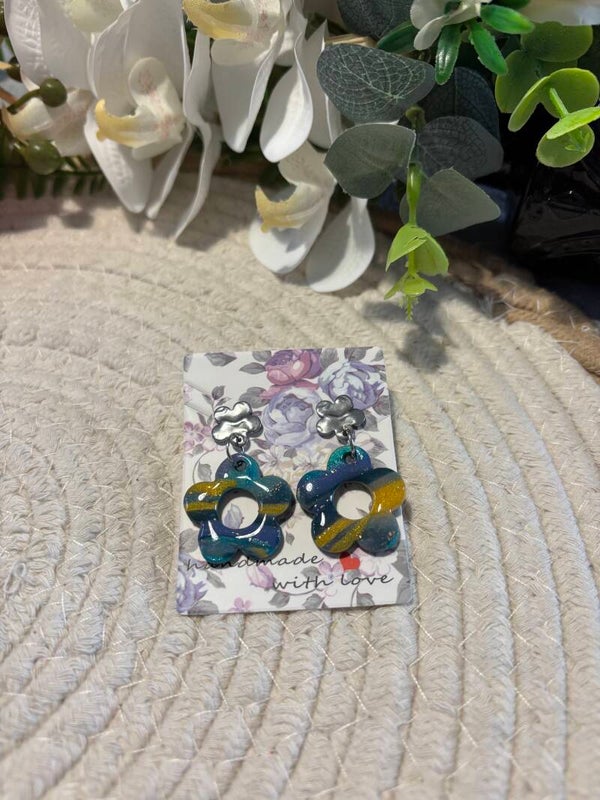 BOUCLES D'OREILLES