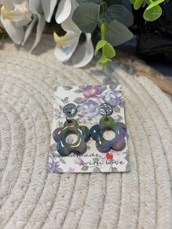 BOUCLES D'OREILLES