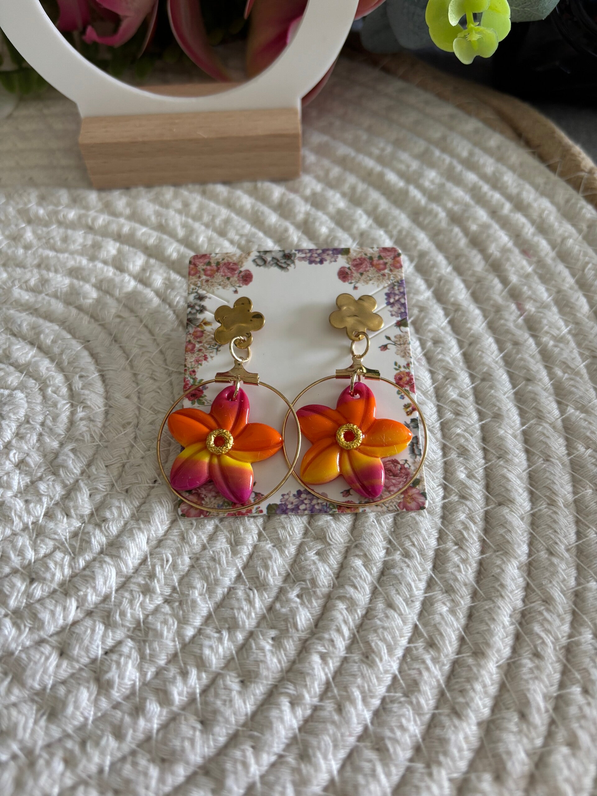 BOUCLES D'OREILLES