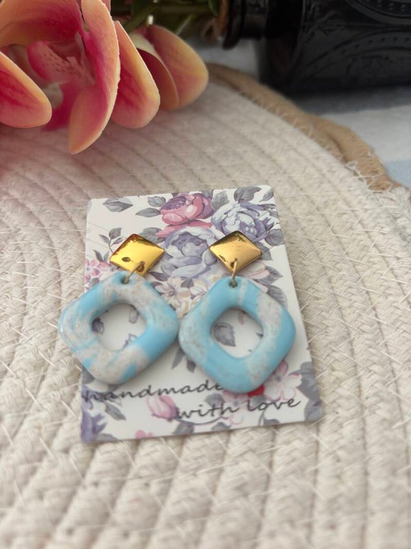 BOUCLES D'OREILLES