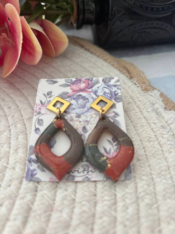 BOUCLES D'OREILLES