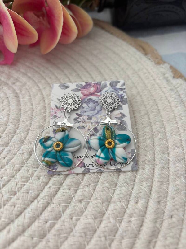 BOUCLES D'OREILLES