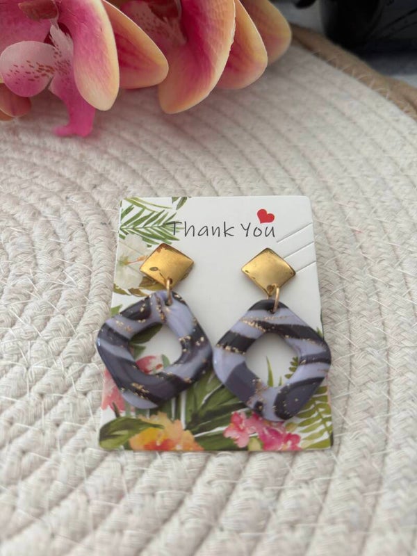 BOUCLES D'OREILLES