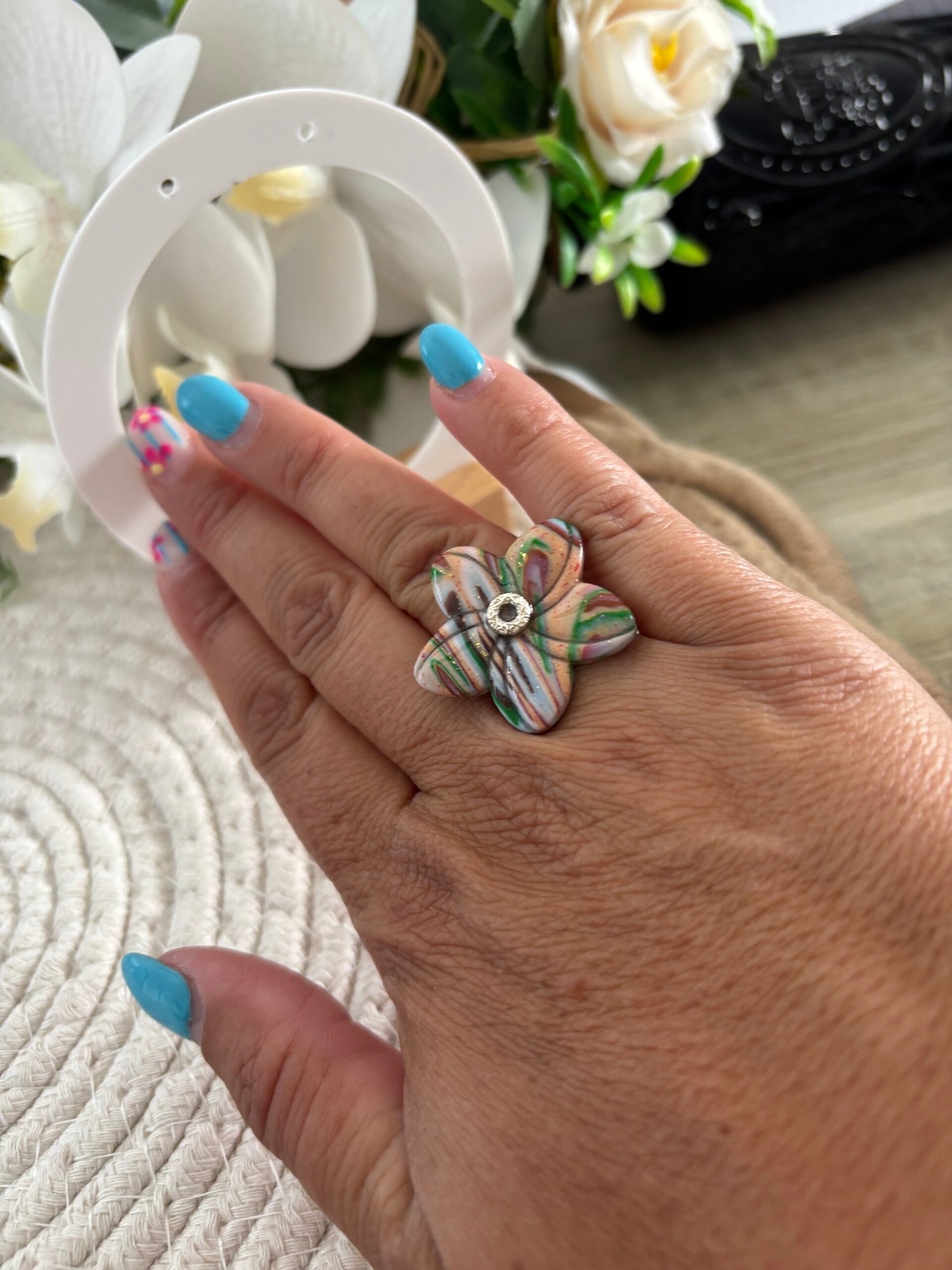 BAGUE LINDA 30X30