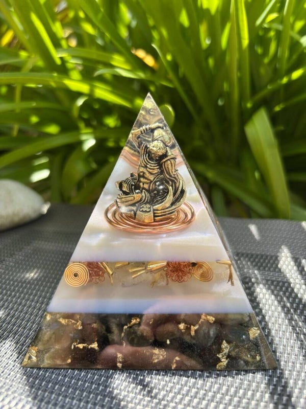 Pyramide Éveil du Verseau