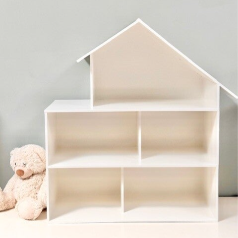 Dollhouse with 5 Rooms and Balcony