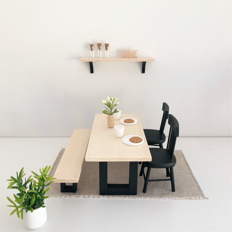 Skandinavisches Design Puppenhaus-Esszimmer aus Hol