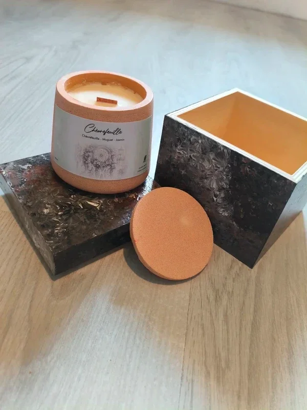 Bougie parfumée Chèvrefeuille 250 ml – mèche bois – fait main – coffret artisanal