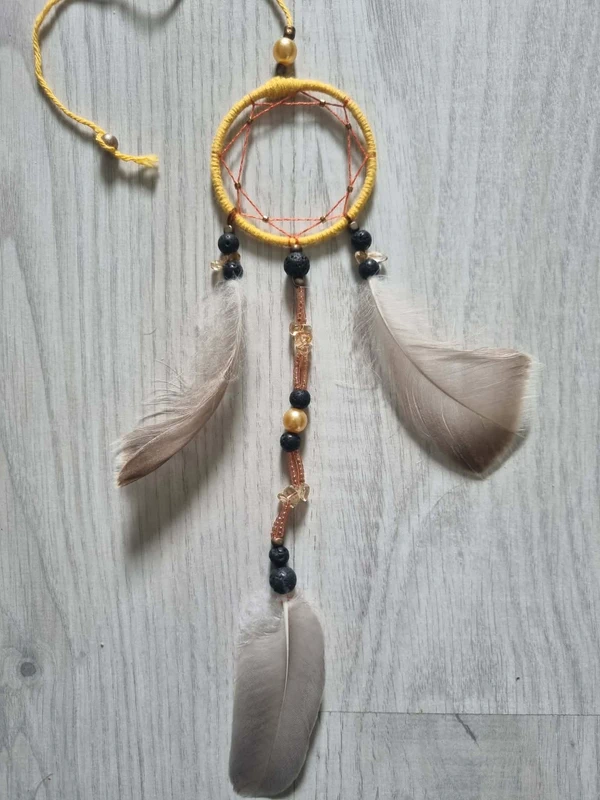 Attrape-rêves jaune – plumes d’oie et pierres naturelles