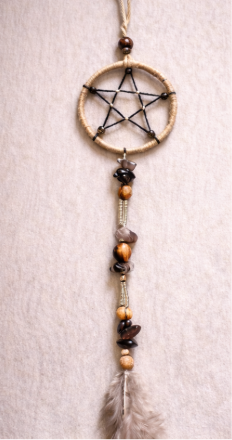 Pendule marron – quartz fumé et plumes de faisan