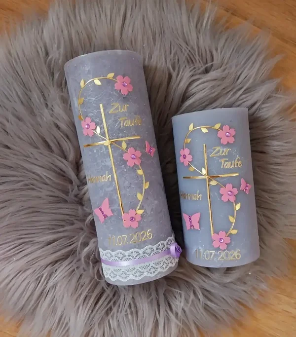 Taufkerze Mädchen rustik personalisiert ,,flieder mit rosa,Gold Kreuz"