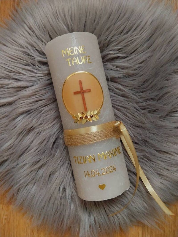 Taufkerze Mädchen/Junge Rustik ,,beige grau Kreuz mit Kranz''