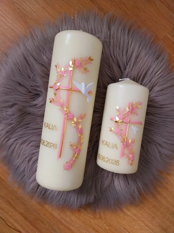 Taufkerze Mädchen  personalisiert ,,rosa gold kreuz mit Blumeranke und Taube''