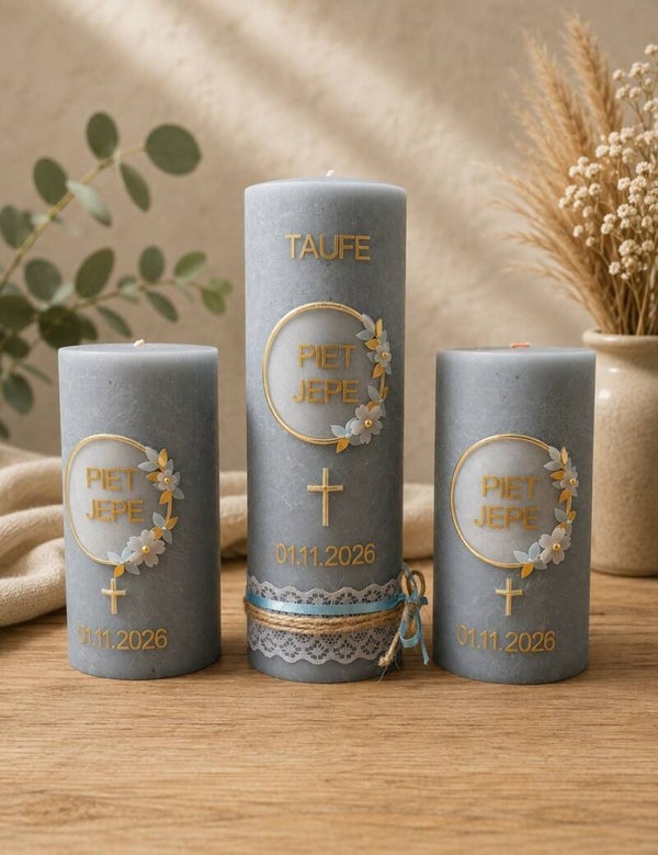 Taufkerze Mädchen/Junge Rustik blau personalisiert mit Spruch mit Kranz