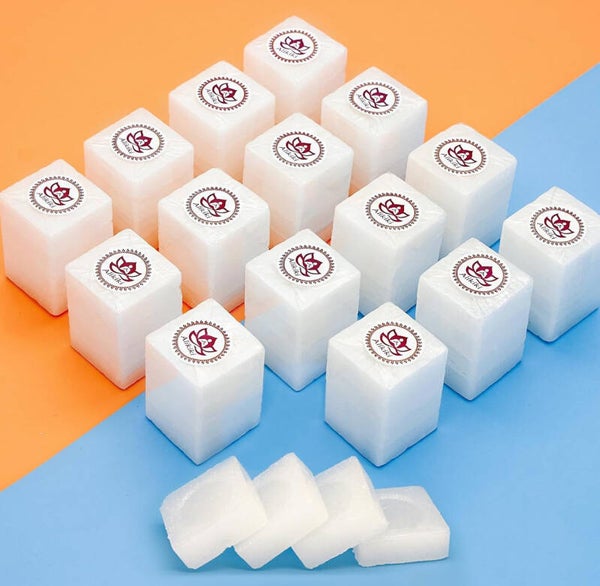Cubos de tabletas de alcanfor