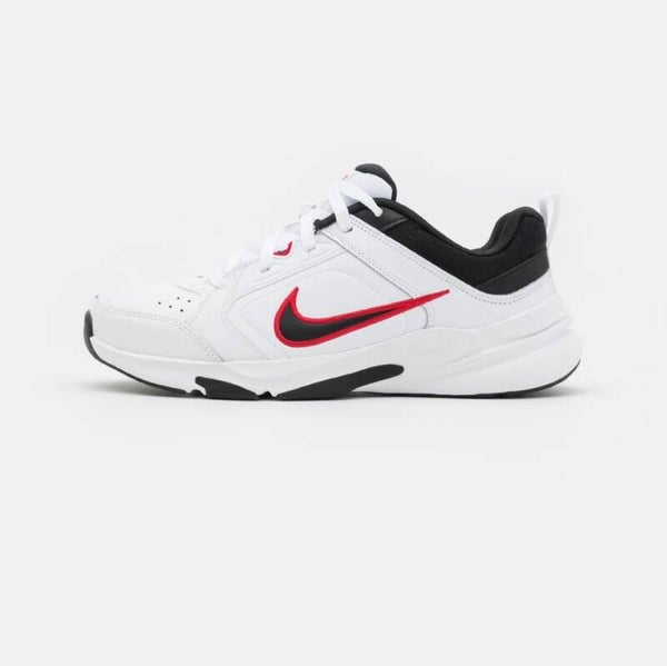 NIKE DEFYALLDAY - Trainingsschuh - white/black/medium brown/particle grey
