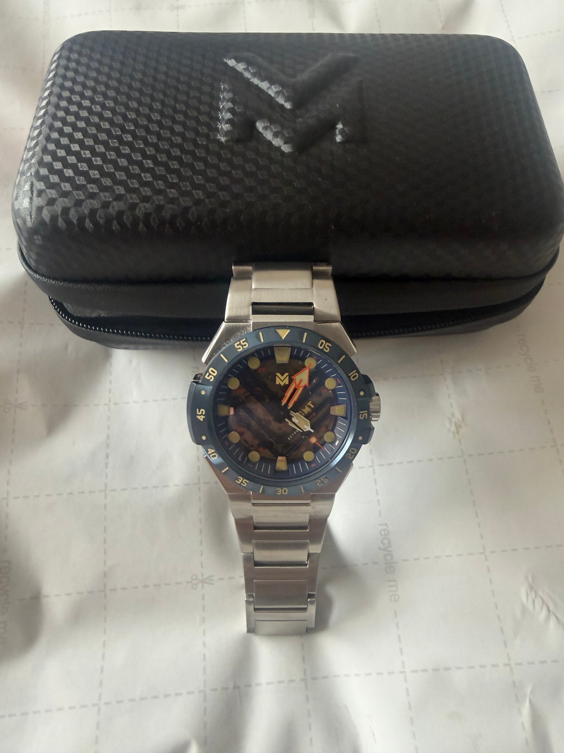 RGMT automatic watch