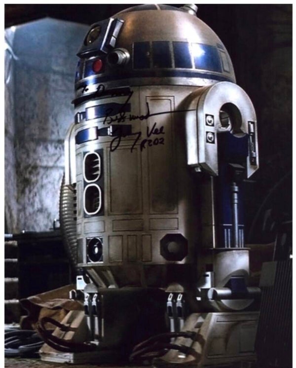 Jimmy Vee signed 10x8 colour photo as R2-D2, Star Wars